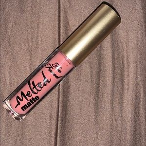 Too Faced Melted Liquified Matte Lipstick